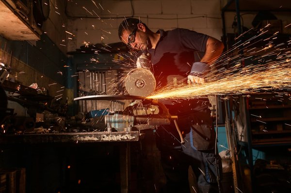 Meilleur bricolage avec une meuleuse : Astuces et techniques